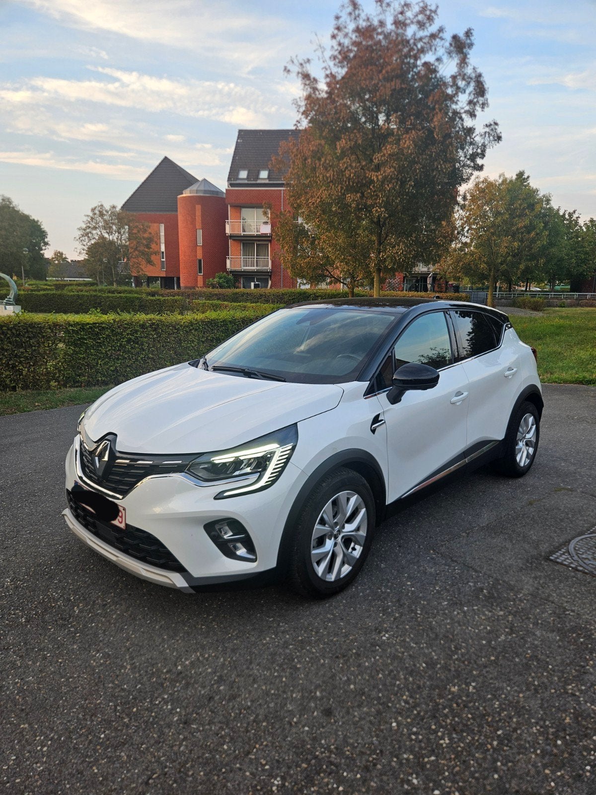 Renault Captur essence/hybride, Autos, Achat, Automatique, Particulier, Hybride Électrique/Essence