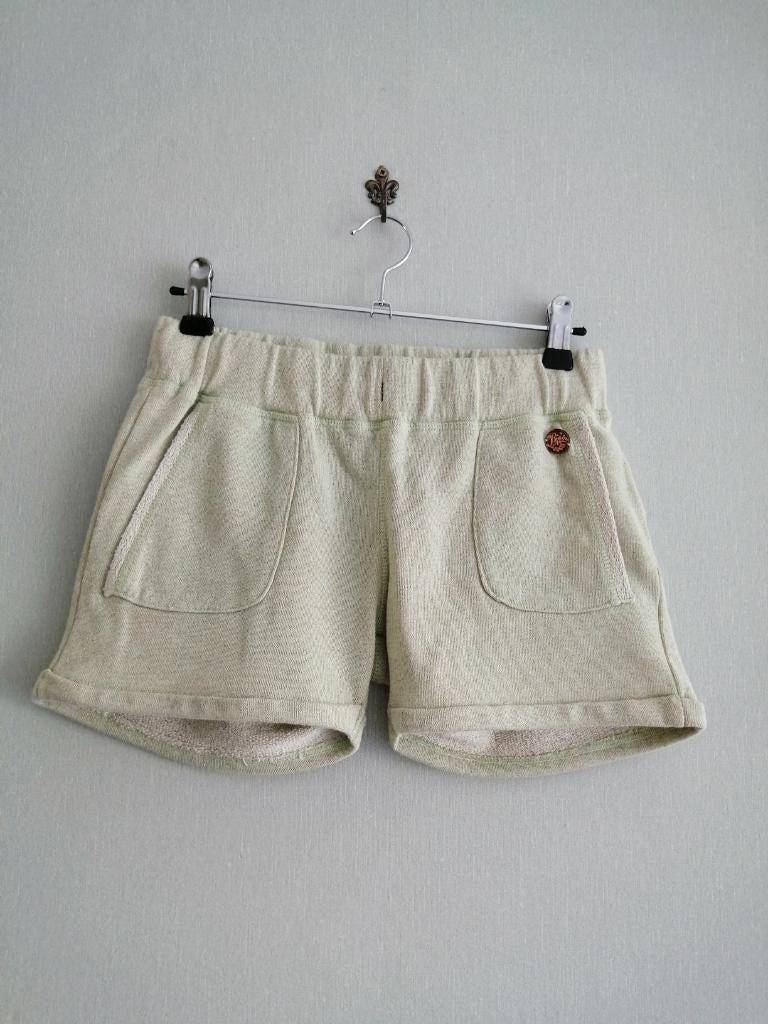 magnifique short Brian & Nephew taille 12 ans, Enfants & Bébés, Vêtements enfant | Taille 152, Pantalon, Brian & Nephew, Utilisé