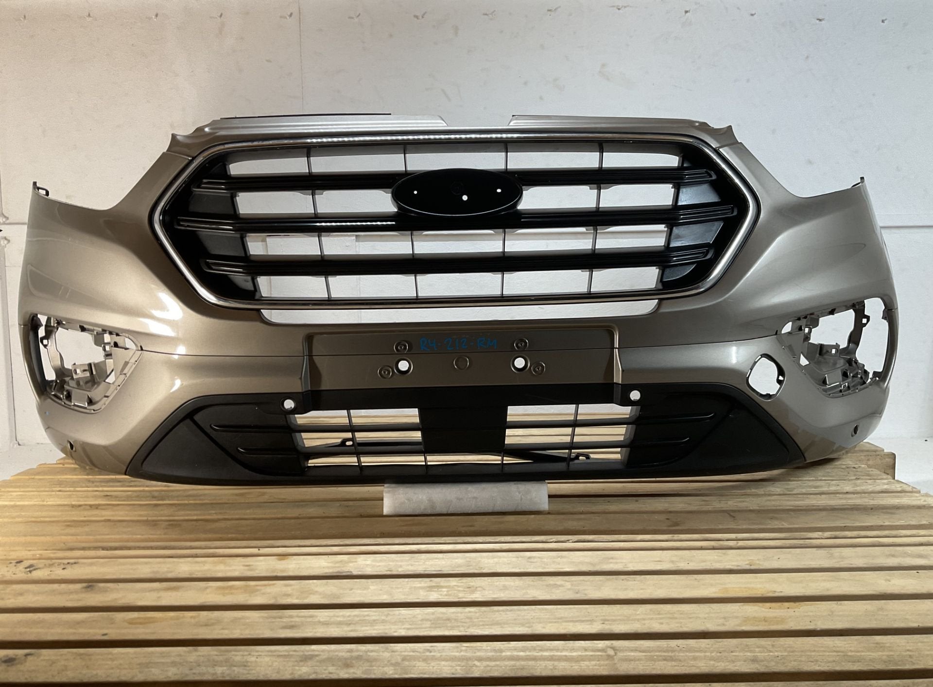 Pare-chocs avant Ford Transit Custom 18-23 R4-212RM, Neuf, Pare-chocs, Info@ford.com, Ford