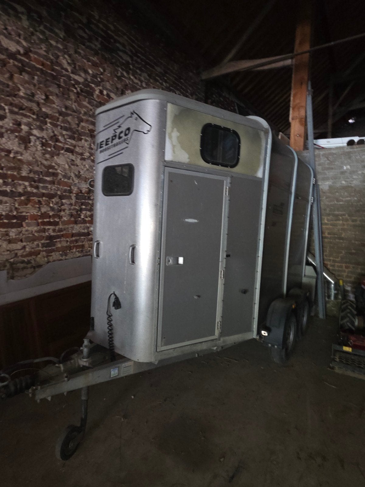 I for wiliams paarden trailer, Dieren en Toebehoren, Paarden en Pony's | Trailers en Aanhangwagens, Ophalen
