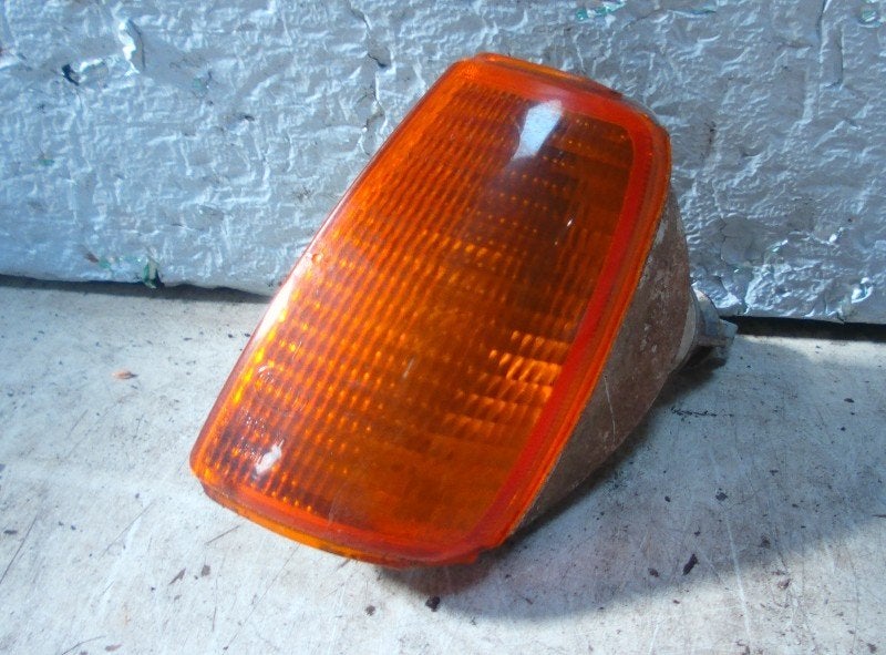 CLIGNOTANT GAUCHE Volkswagen Polo II (86CF) (867-953-049), Volkswagen, Utilisé, Rixbecker Straße 75
59552  Lippstadt, DE, Info@forvia.com
