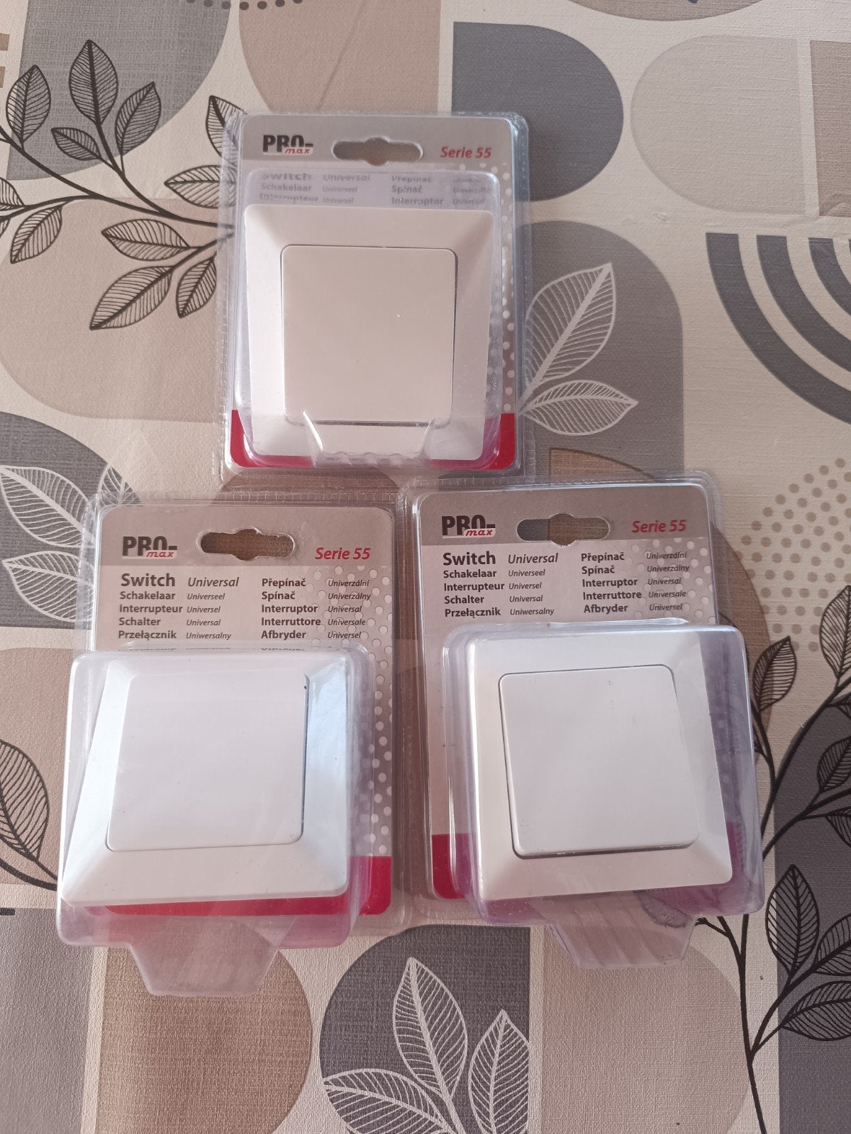 Lot de 3 interrupteurs universel, Enlèvement, Neuf, Autres marques