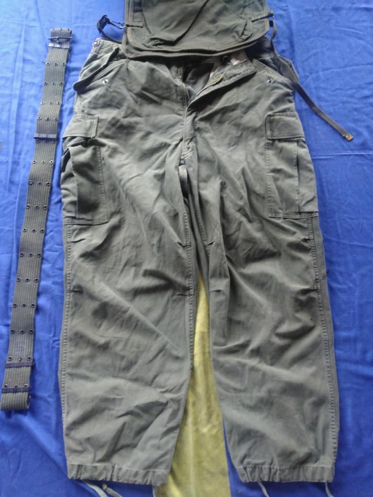 Pantalon combat Vietnam M51 gilet bazooka Vietnam US, Enlèvement