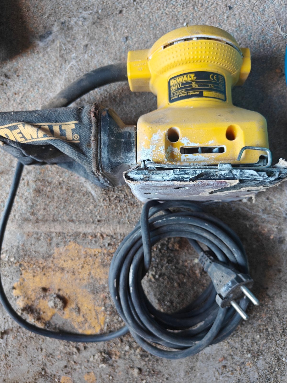 schuurmachine dewalt, Ophalen