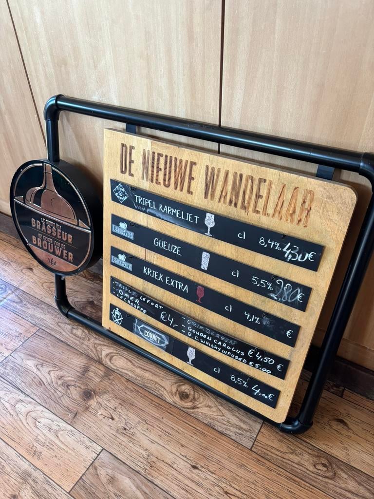 Display kroeg keuze van de brouwer, Ophalen, Zo goed als nieuw