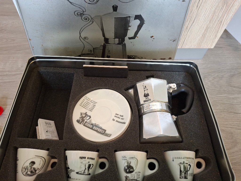 bialetti, Machine à espresso, Enlèvement ou Envoi, Utilisé, 1 tasse