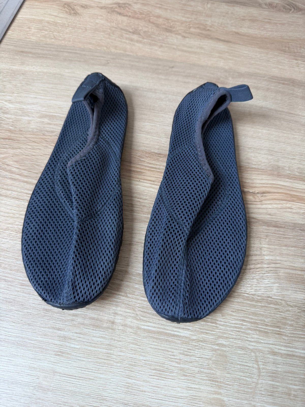 Chaussures d’eau, Sports nautiques & Bateaux, Enlèvement, Comme neuf