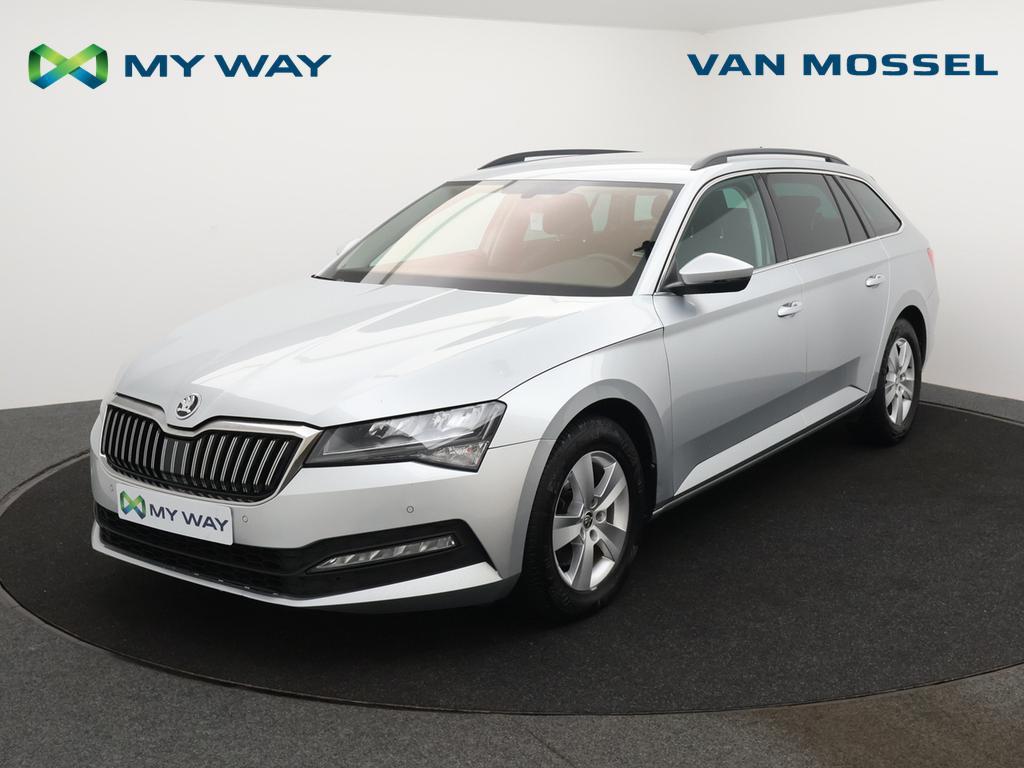 Skoda Superb Combi Superb Combi 2.0 CR TDi Clever DSG, Autos, Skoda, Argent ou Gris, Achat, Cruise Control, https://public.car-pass.be/vhr/020d5e38-56f3-4afd-9079-cda9e832c5ac