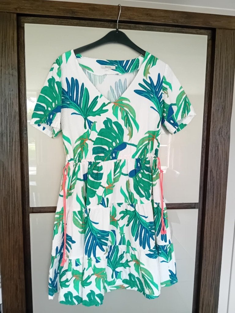 Zomerkleedje Blue Bay dames - groen bladmotief, Kleding | Dames, Jurken, Zo goed als nieuw, Knielengte, Maat 36 (S), Groen