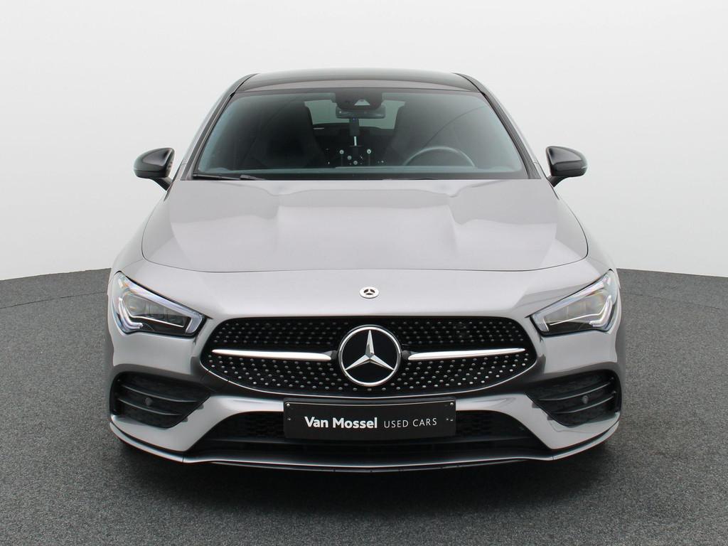 Mercedes-Benz CLA 200 AMG Line Shooting Brake + PANORAMISCH, Auto's, CLA, Gebruikt, Zwart, 4 cilinders