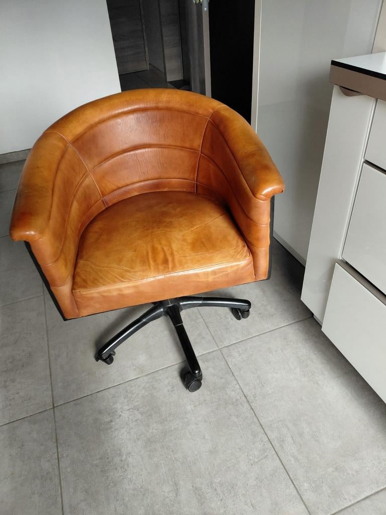 Fauteuil bureau, Enlèvement