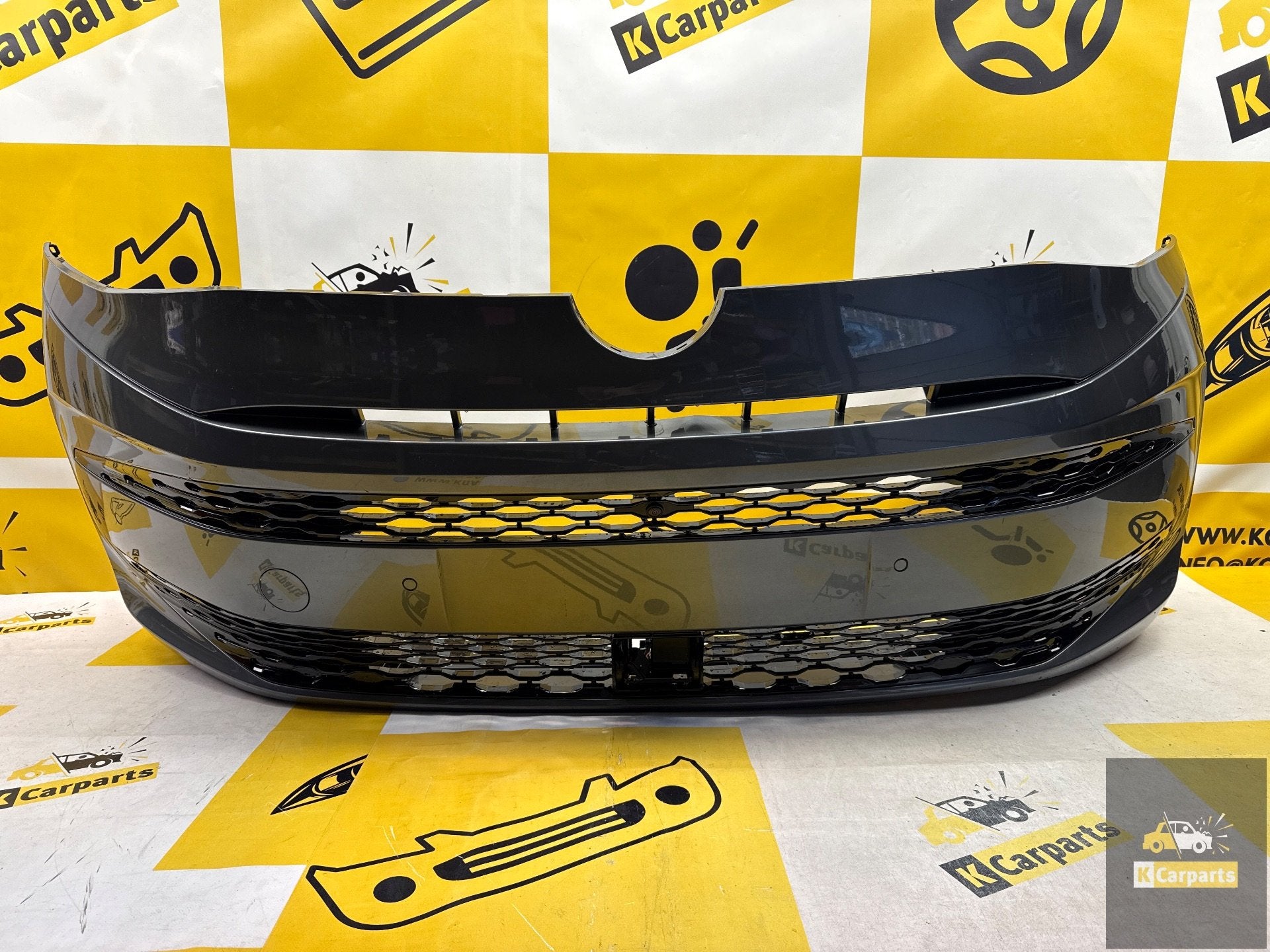 VW Volkswagen Transporter T7 Multivan Voorbumper 7T0807221C, Gebruikt, Volkswagen AG, Vw@volkswagen.de, Bumper