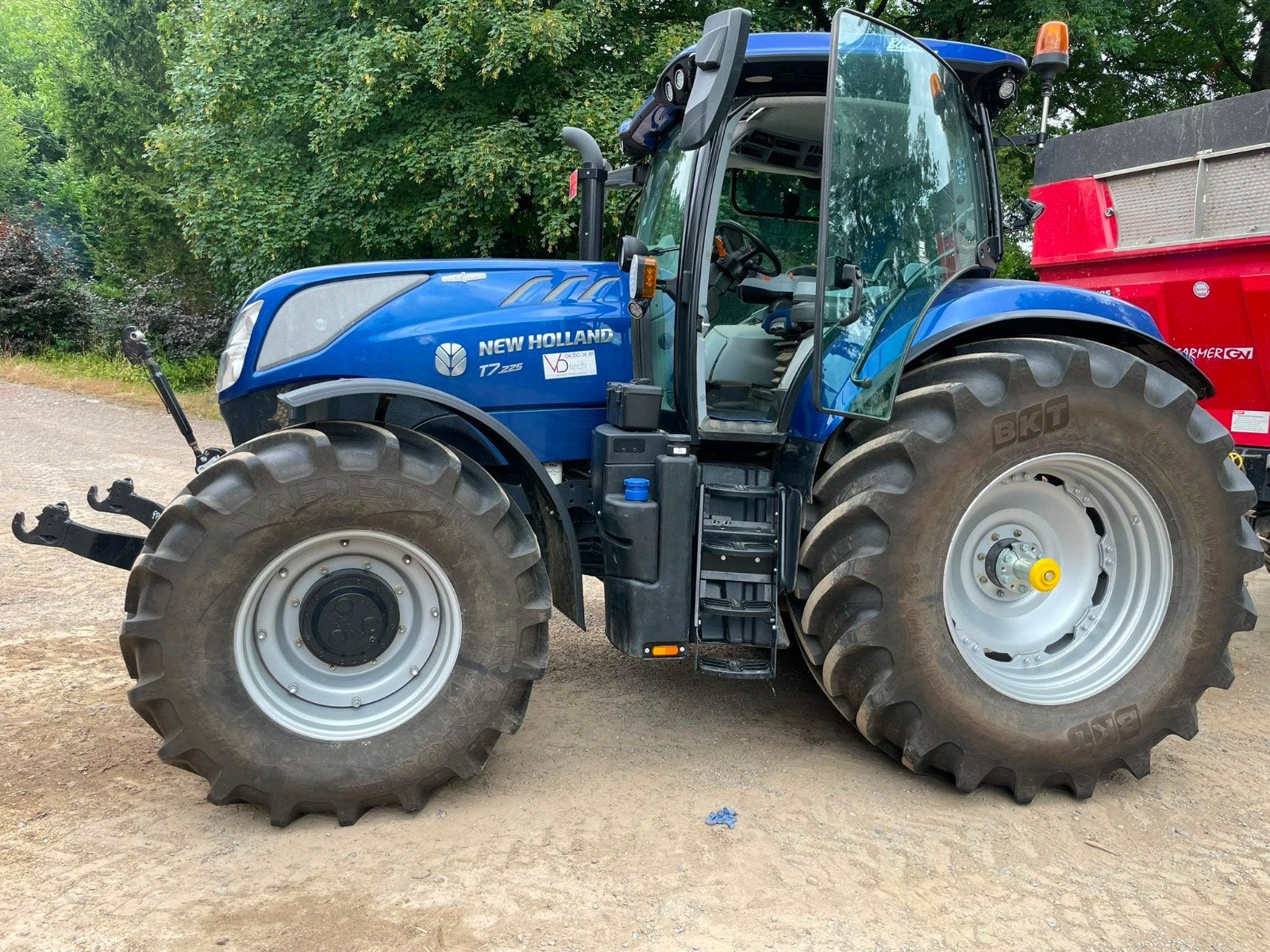 Tracteur new holland t7 225, Articles professionnels, Enlèvement