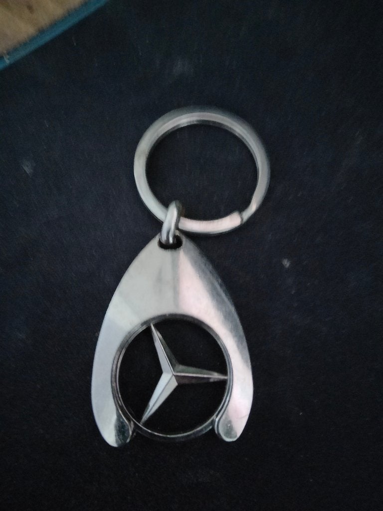 Porte clés Mercedes avec jeton cadi, Collections, Enlèvement ou Envoi