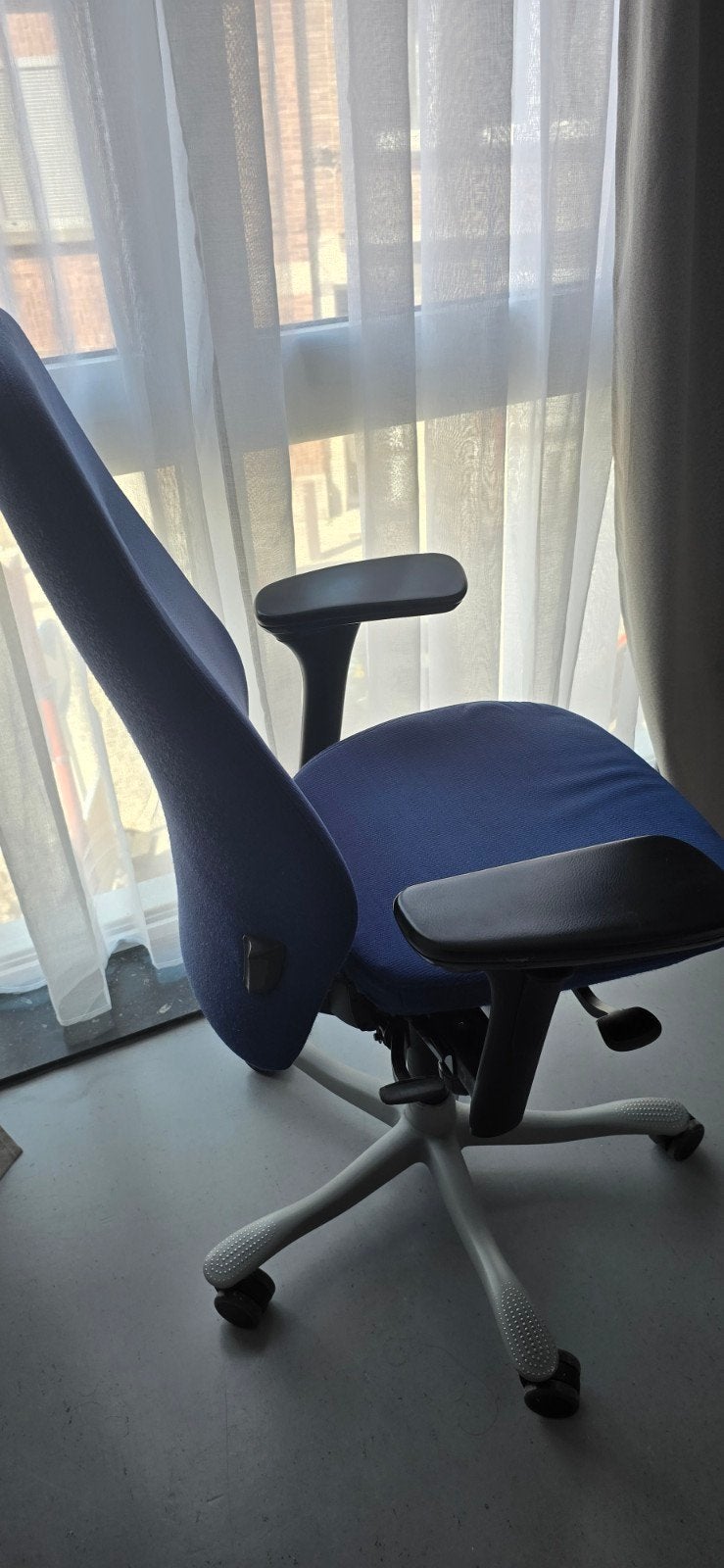 Chaise de bureau ergonomique kinnarps, Enlèvement, Utilisé, Bleu, Chaise de bureau