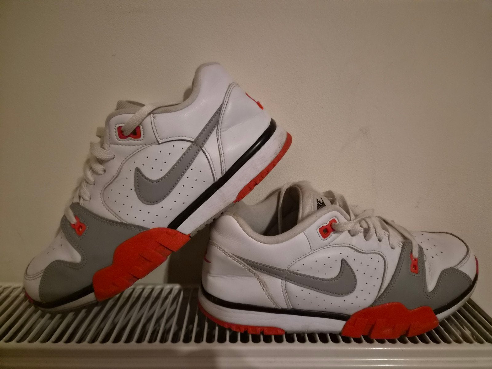 Nike traîner vuntage 44, Vêtements | Hommes, Nike trainer, Enlèvement ou Envoi, Porté, Blanc