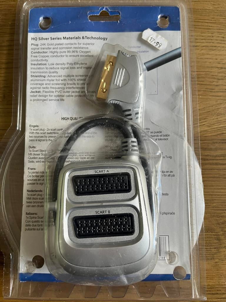 Scart splitter 2-way: nieuw, Computers en Software, Ophalen of Verzenden, Zo goed als nieuw