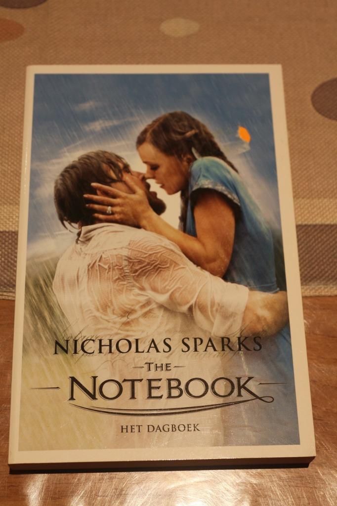 *The notebook - Nicholas sparks, Boeken, Romans, Zo goed als nieuw, Amerika, Ophalen of Verzenden