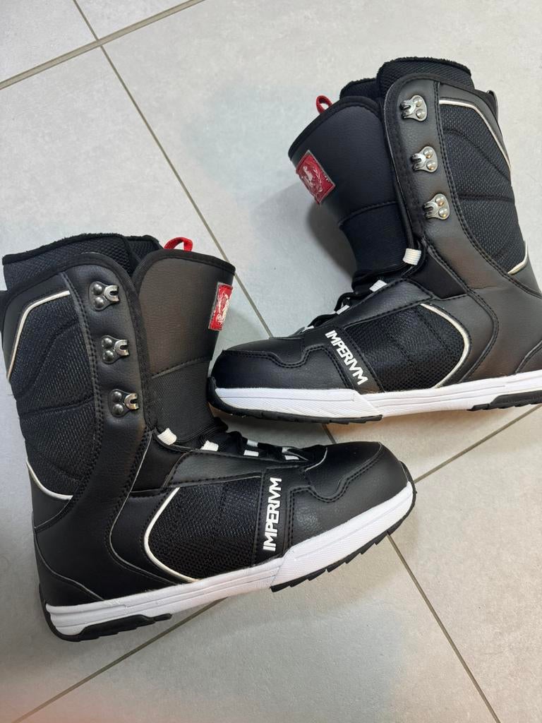 Snowboard boots 42,5 imperium, Sport en Fitness, Ophalen, Zo goed als nieuw