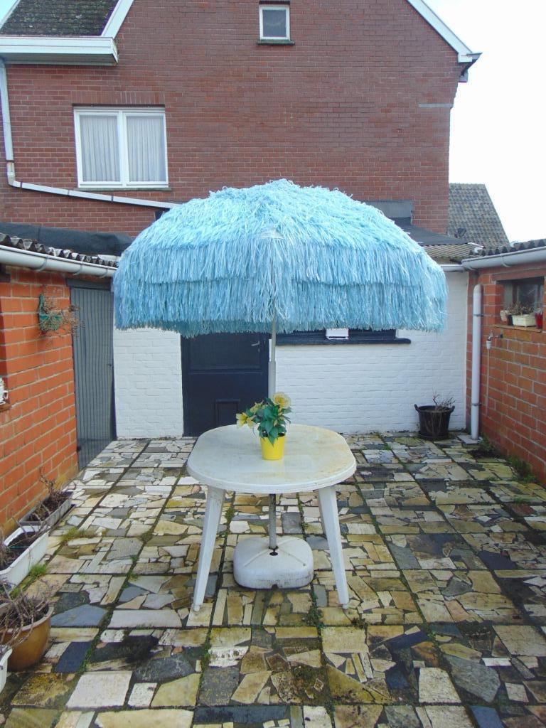 Table de jardin sans parasol, Enlèvement, Utilisé, Ovale, Plastique