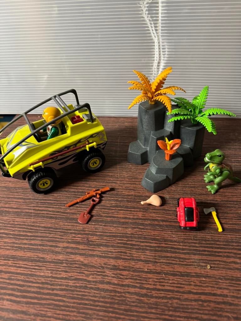 Playmobil amfibievoertuig met dino, Kinderen en Baby's, Speelgoed | Playmobil, Ophalen of Verzenden, Zo goed als nieuw
