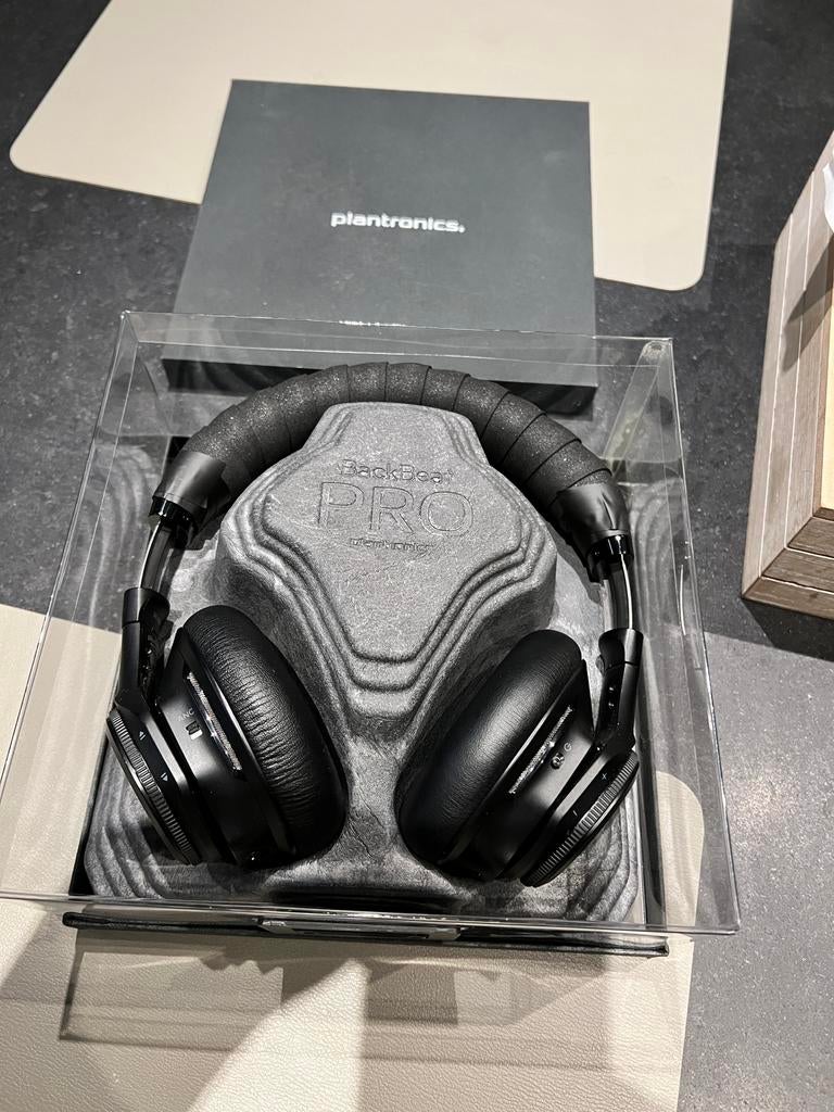 Kwalitatief goede koptelefoon “ Pro beat” van plantronics, Audio, Tv en Foto, Hoofdtelefoons, Ophalen, Gebruikt, Beats, Over oor (circumaural)
