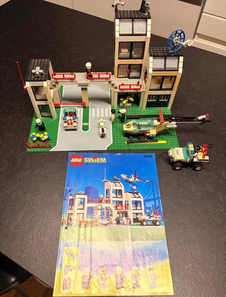Set LEGO Vintage 6398 – Central Precinct HQ (incomplet), Enlèvement ou Envoi, Utilisé, Ensemble complet, Lego