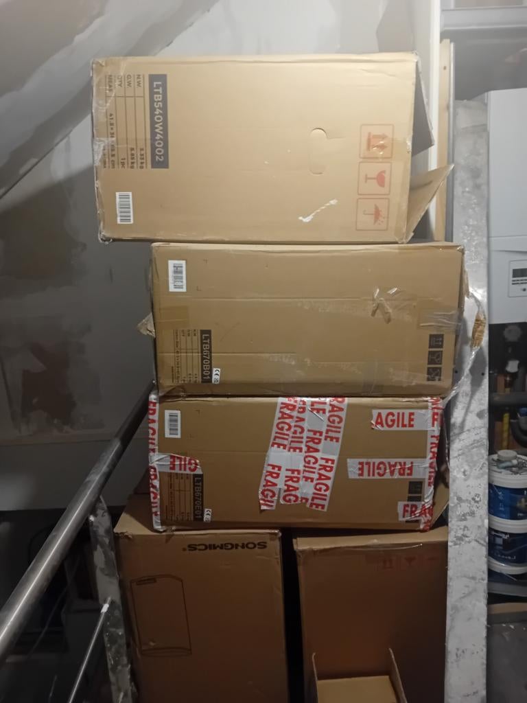Nouvelles poubelles de différentes couleurs et tailles, Enlèvement ou Envoi
