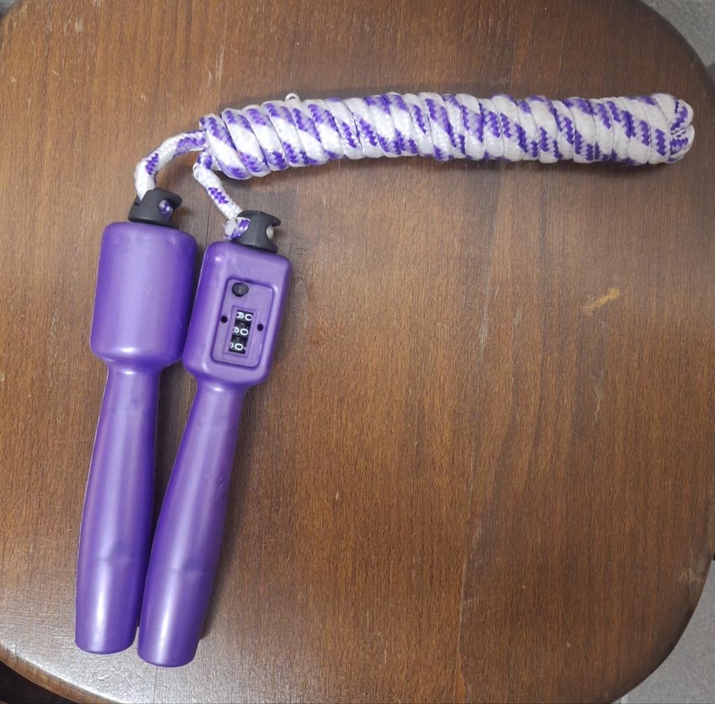 Corde à sauter neuve avec compteur, Sports & Fitness, Enlèvement ou Envoi, Corde à sauter