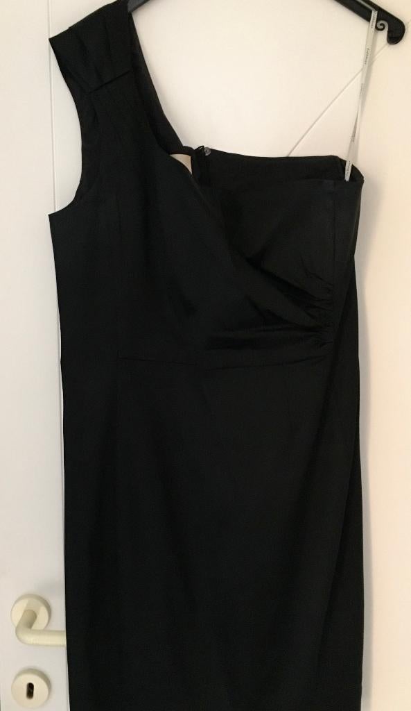 1 schouder zwart kleedje, Zwart, Maat 42/44 (L), Cocktailjurk, Ophalen of Verzenden
