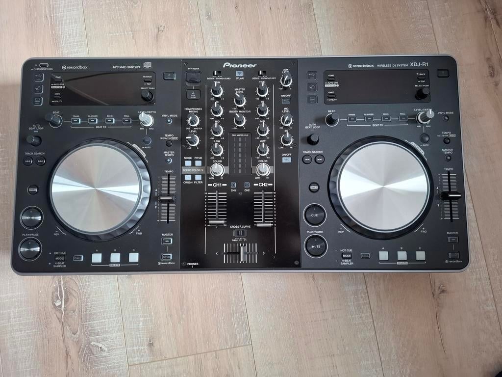 Pioneer Xdj r1 avec protection et boîte d'origine, Enlèvement ou Envoi, Comme neuf, Pioneer