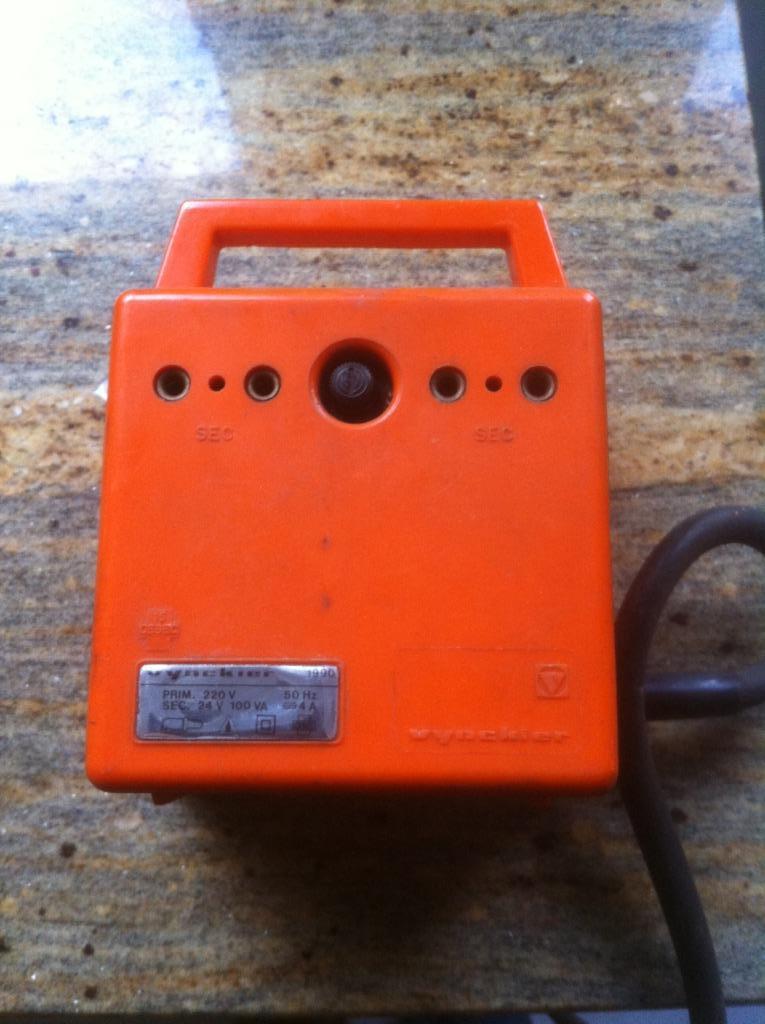 transformator 220V -2*24V draagbaar, Ophalen of Verzenden, Gebruikt