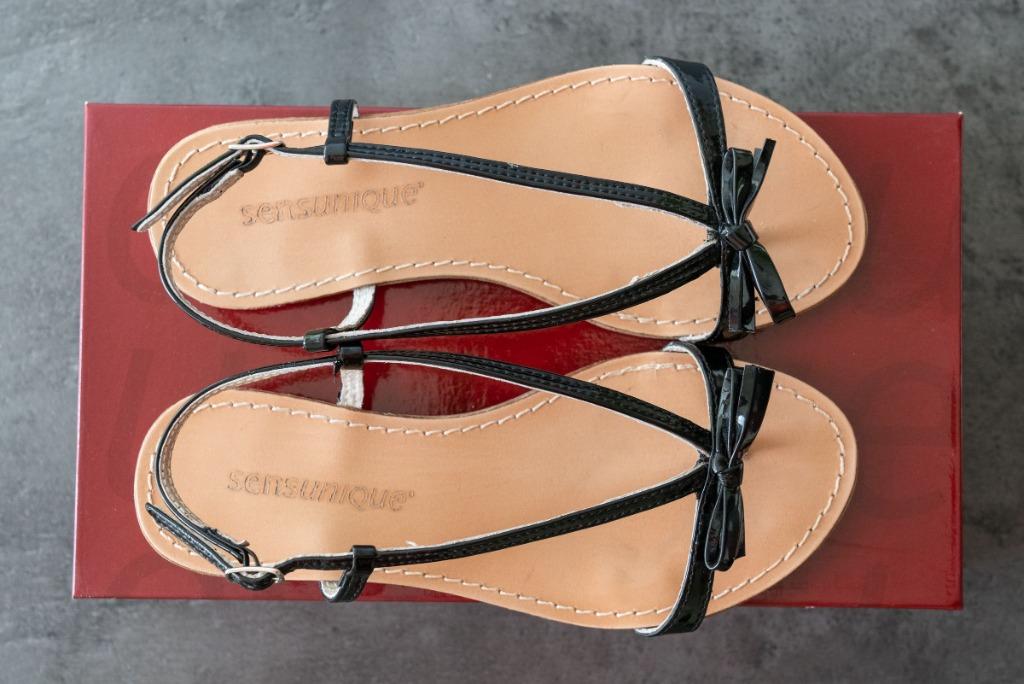 Chaussures (sandales), marque Sensunique, NEUVES, taille 36, Neuf, Sensunique, Envoi, Noir