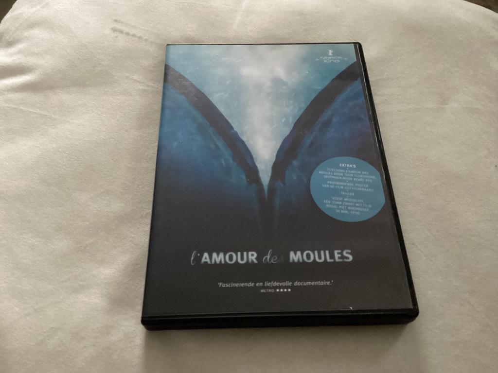 L'Amour Des Moules, Enlèvement ou Envoi