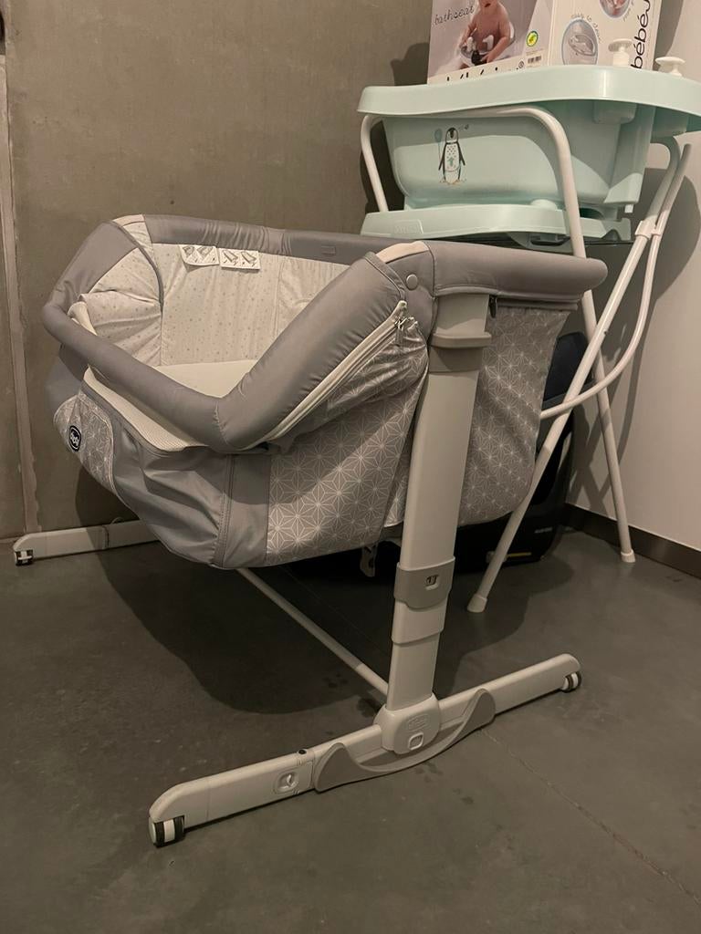 Chicco co-Sleeper grijs met anti-reflux functie, Kinderen en Baby's, Ophalen, Zo goed als nieuw, Overige typen
