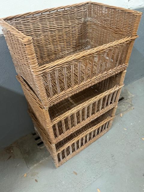 Oude rieten bakkerij brood verdeelmanden, Antiek en Kunst, Ophalen