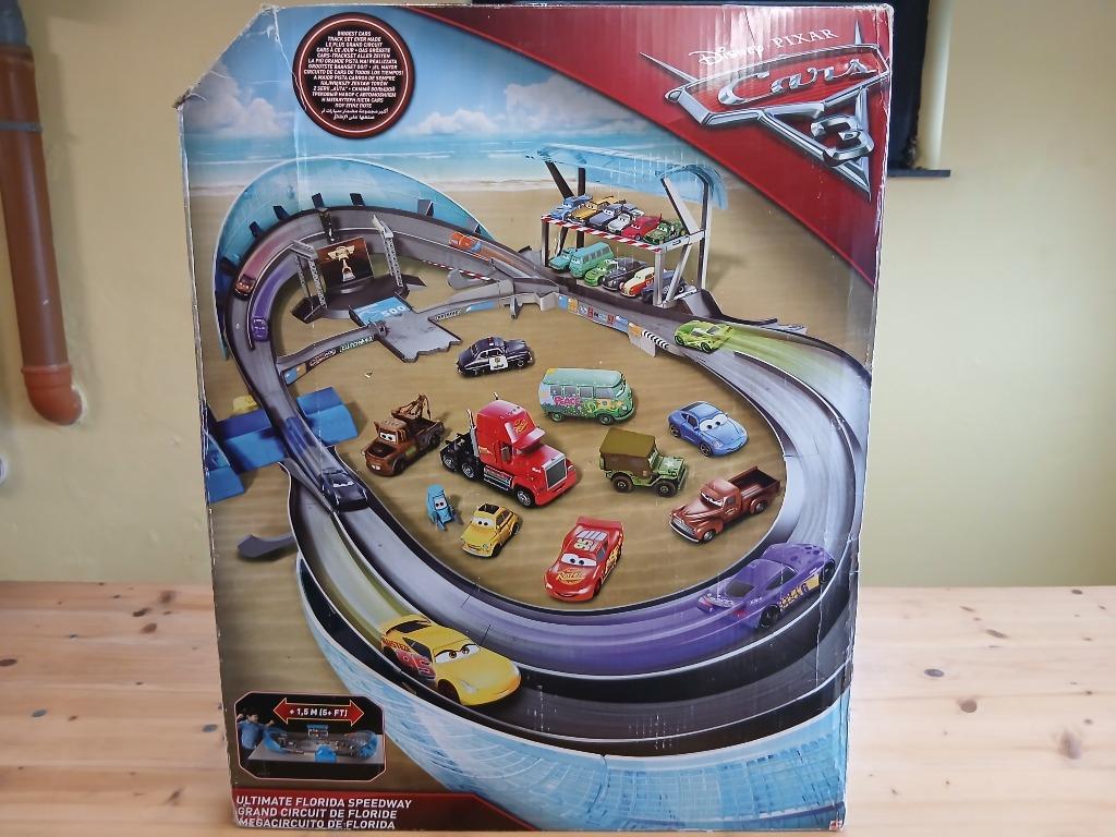 Circuit de voitures Cars 3, Neuf, Autres marques, Enlèvement ou Envoi, Autre propulsion