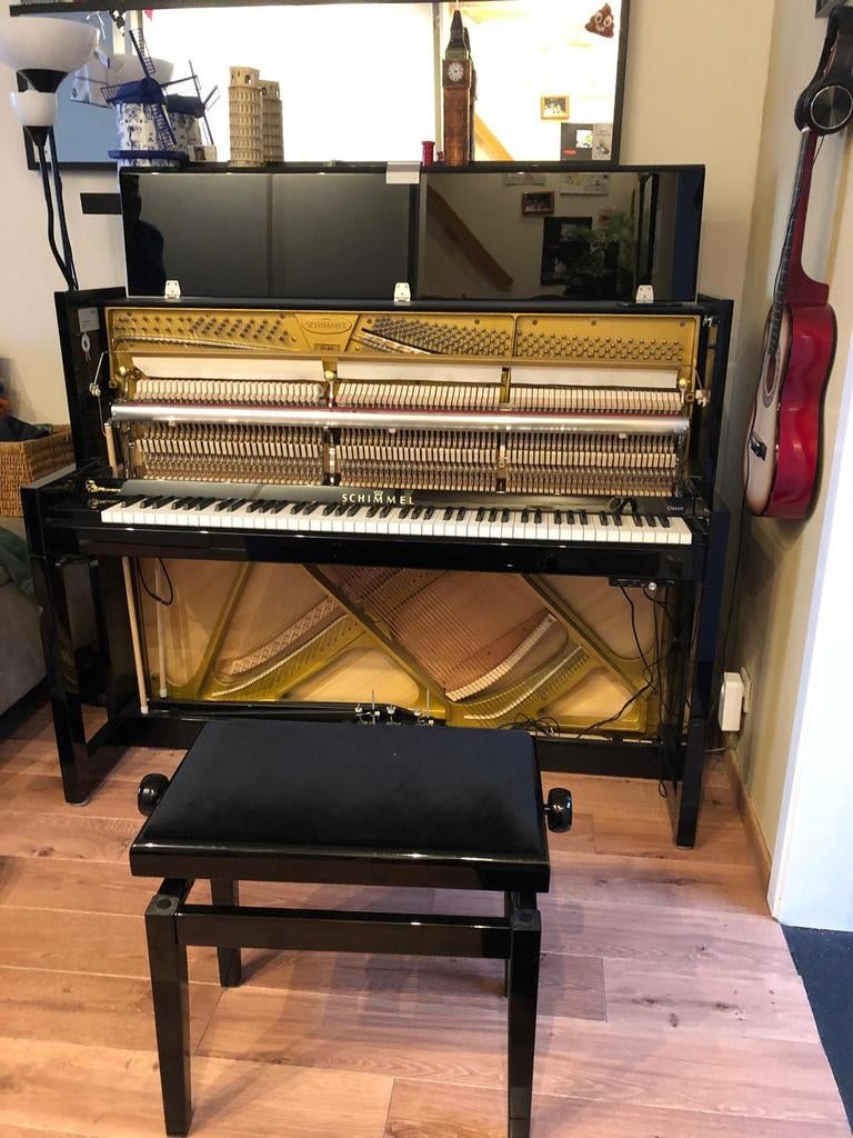 Piano te koop  wegens stop zetten hobby, Muziek en Instrumenten, Ophalen, Zwart, Piano, Hoogglans