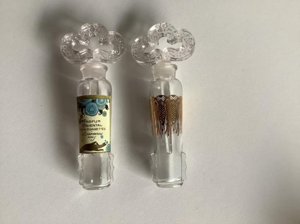 2 flacons de parfum anciens de Chambéry, Enlèvement ou Envoi, Comme neuf, Miniature