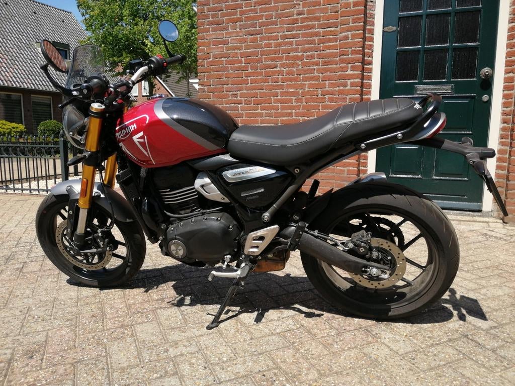 Triumph Speed 400 Carnival Red, Motoren, Particulier