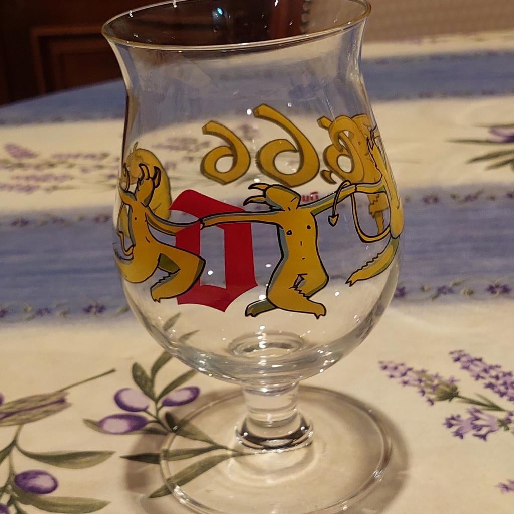Duvelglas 666 met duiveltjes, Ophalen of Verzenden, Zo goed als nieuw
