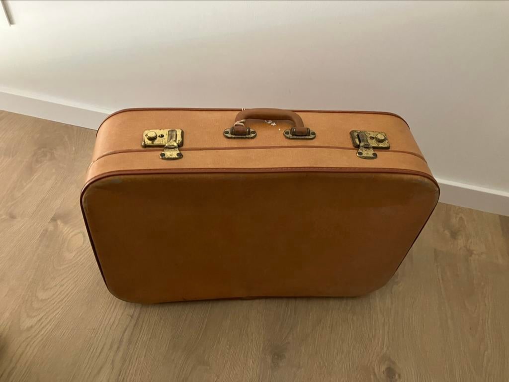 Retro vintage koffer, Ophalen