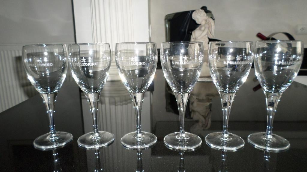 Boite de 6 verres SAN PELLEGRINO NEUF ,PLUSIEURS BOITES FAIR, Collections, Verres & Petits Verres, Enlèvement ou Envoi, Neuf