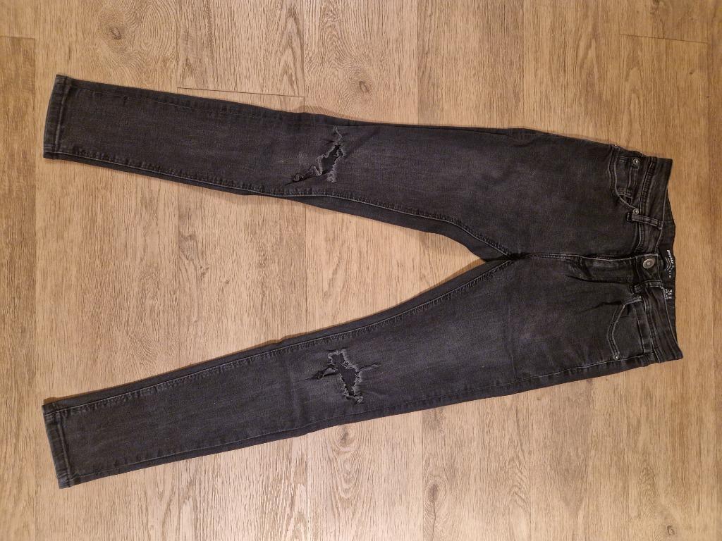 Zwarte jeans van Bershka, Kinderen en Baby's, Ophalen of Verzenden, Zo goed als nieuw, Jongen, Broek