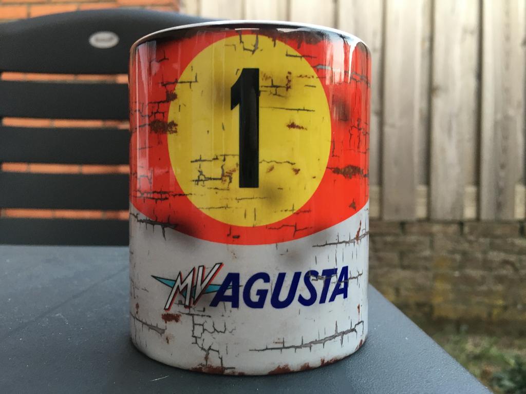 Giacomo Agostini MV Agusta mok Vintage olie Motorsport, Ophalen of Verzenden, Nieuw, Motoren