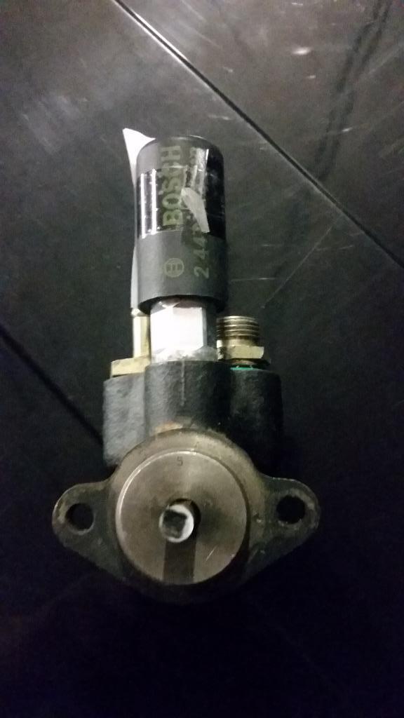 Pompe à carburant BOSCH MERCEDES OM 617, Enlèvement ou Envoi, Utilisé