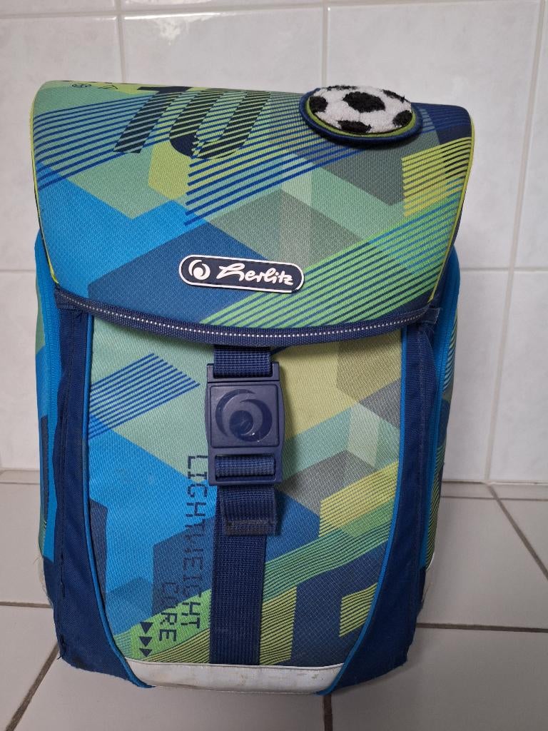 boekentas/rugzak, Handtassen en Accessoires, Tassen | Schooltassen, Gebruikt, Rugtas, 30 tot 40 cm, Ophalen of Verzenden