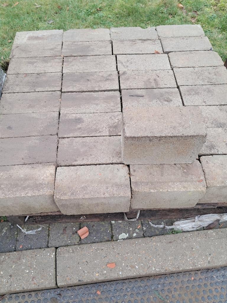 betonblokken ( vol), Ophalen, Nieuw