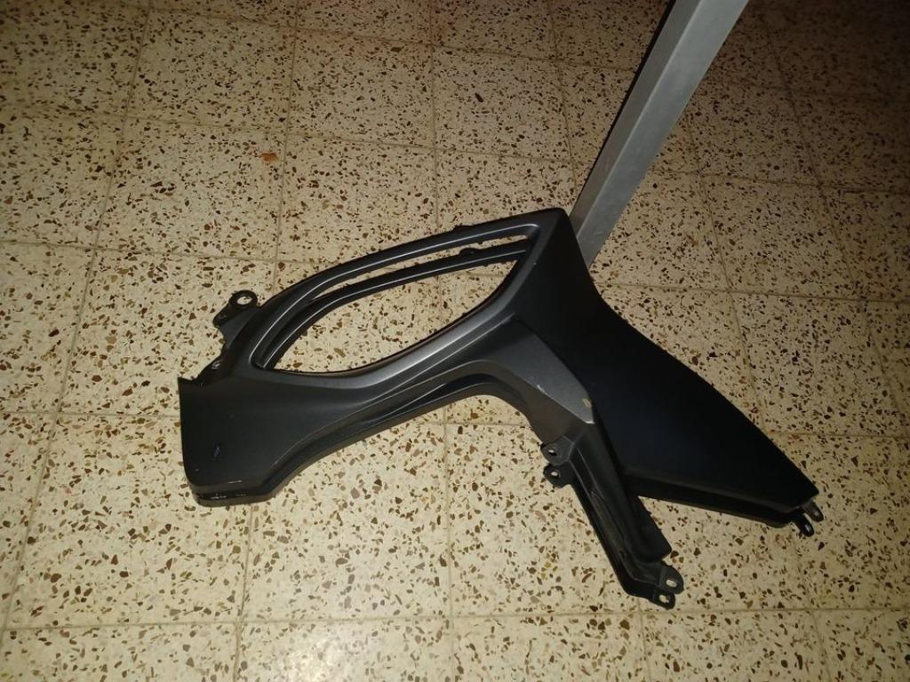 2x Genouillère gauche BMW R1200RT(K48) à partir de l'année 2, Enlèvement ou Envoi, Neuf