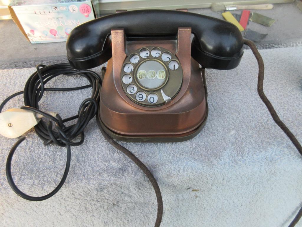 Ancien telephone en cuivre, Télécoms, Enlèvement ou Envoi, Utilisé, Avec cadran rotatif